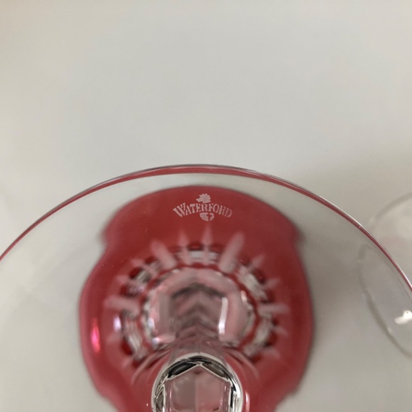 QuinnROSEMARTINI_LIFESTYLEWITH  Waterford Crystal Simply Martini Pink Rose